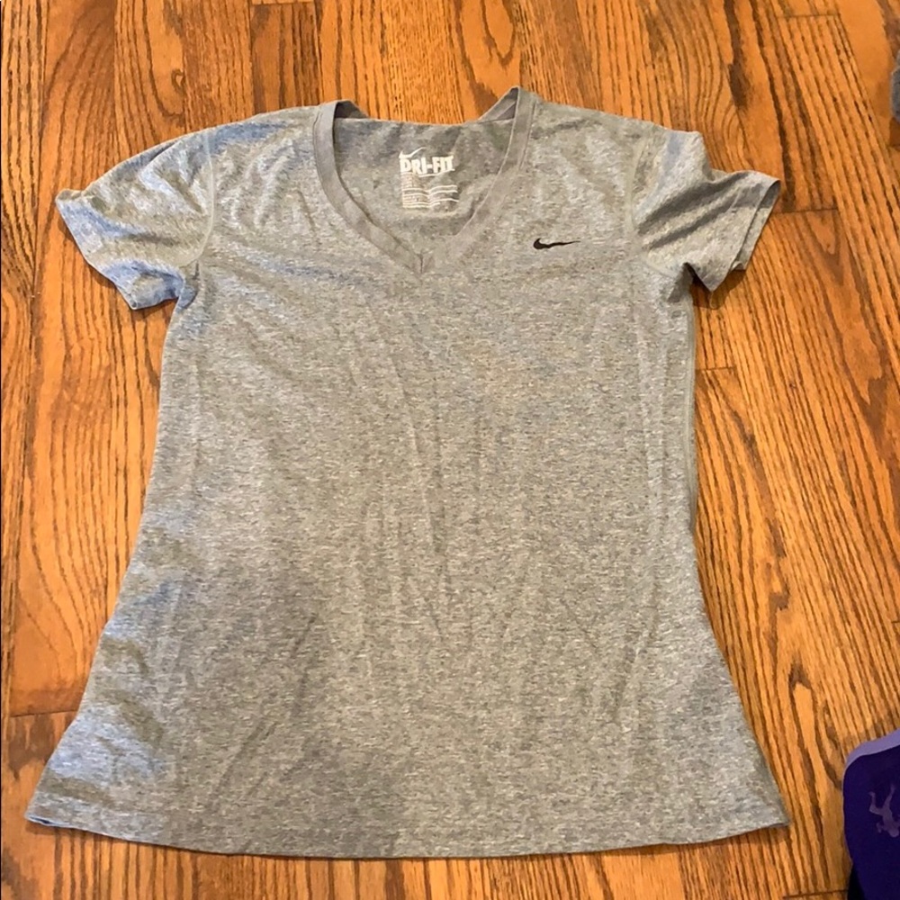 Nike t shirt